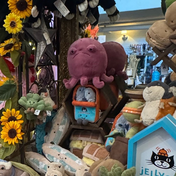 Jellycat Amuseables Sardine Tin - Picture 3 of 3